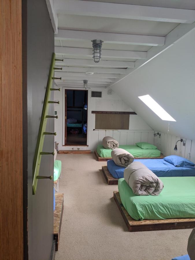 Hostel Tevere Warren Exterior photo